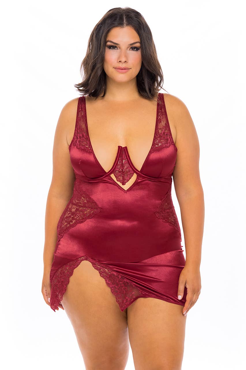 Model wearing Allegra plus size rhubarb satin lace babydoll